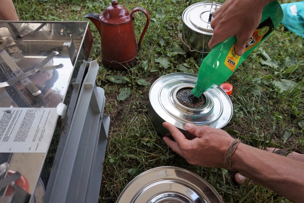 Campingkocher Test Gas, Spiritus oder Benzinkocher Campingbus Vergleich