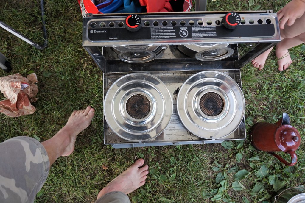 Campingkocher Test Gas, Spiritus oder Benzinkocher Campingbus Vergleich